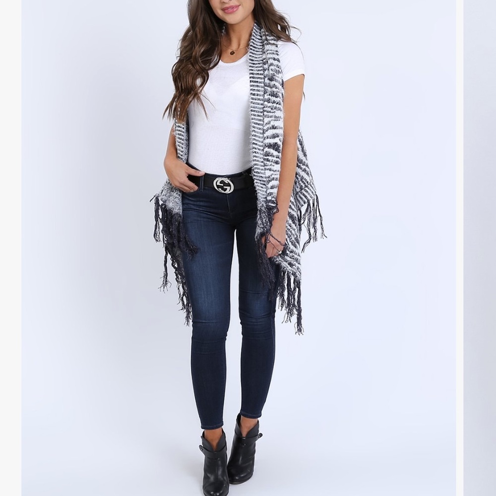 Zebra cardigan vest- Navy and white striped w/navy fringe hem angled cut- NWT